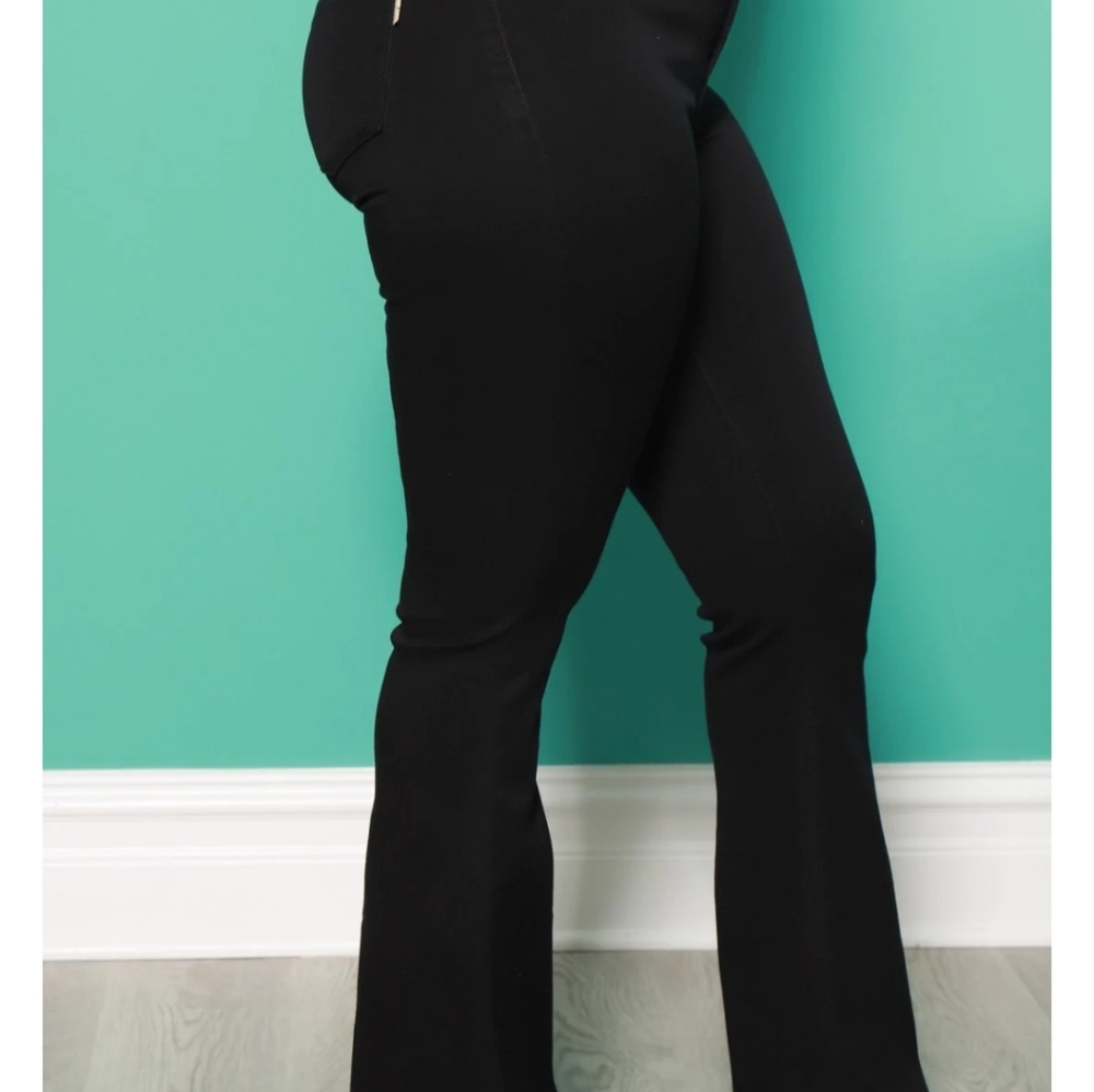 Black bell bottom flare jeans